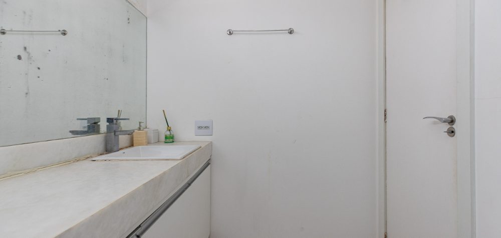 1741290634215-remax_30