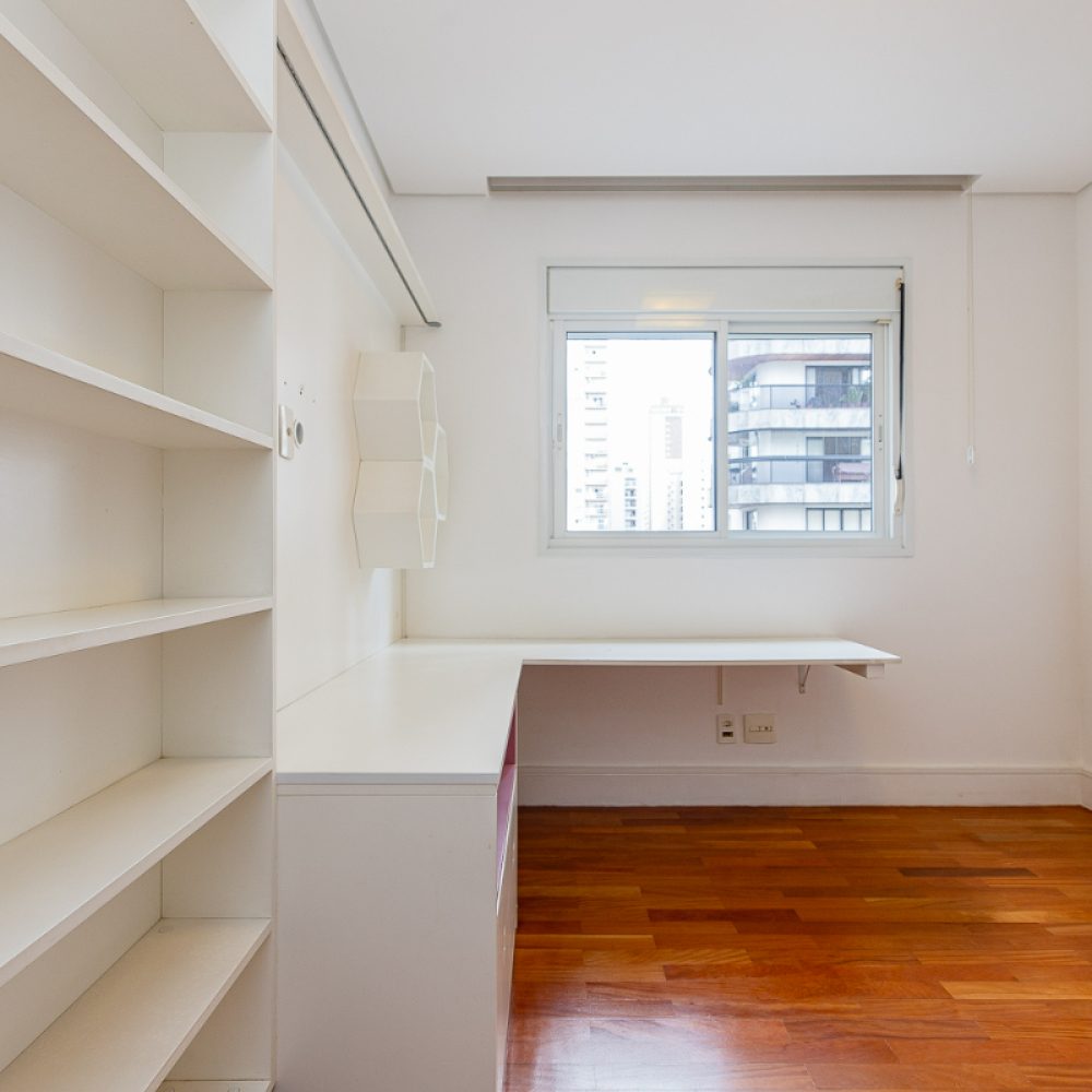 1741352670425-remax_23