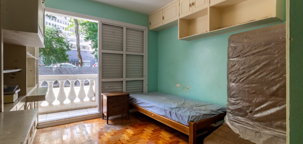 1745852325592-4_20quarto_202_20_1_