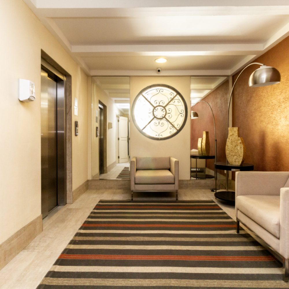 1745852325755-12_20hall