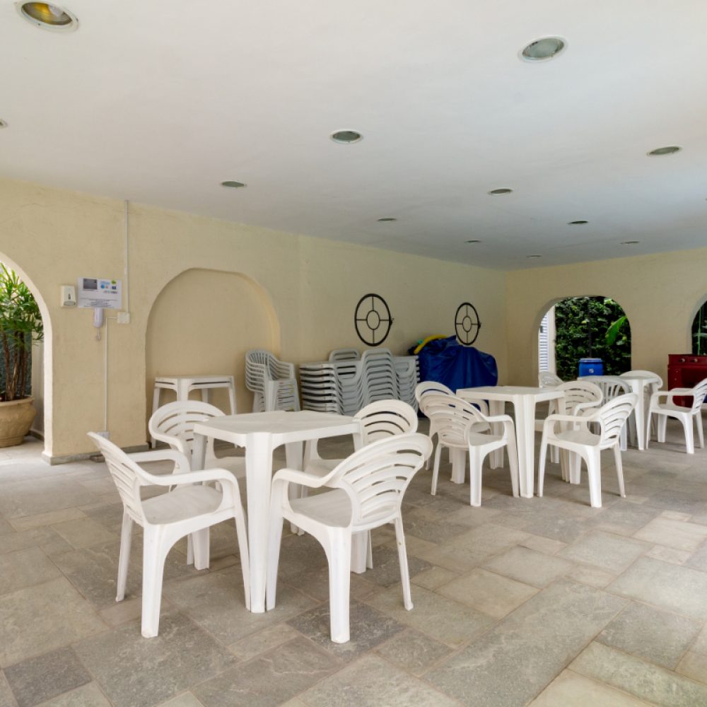 1745852325895-16_20area_20piscina_20_4_