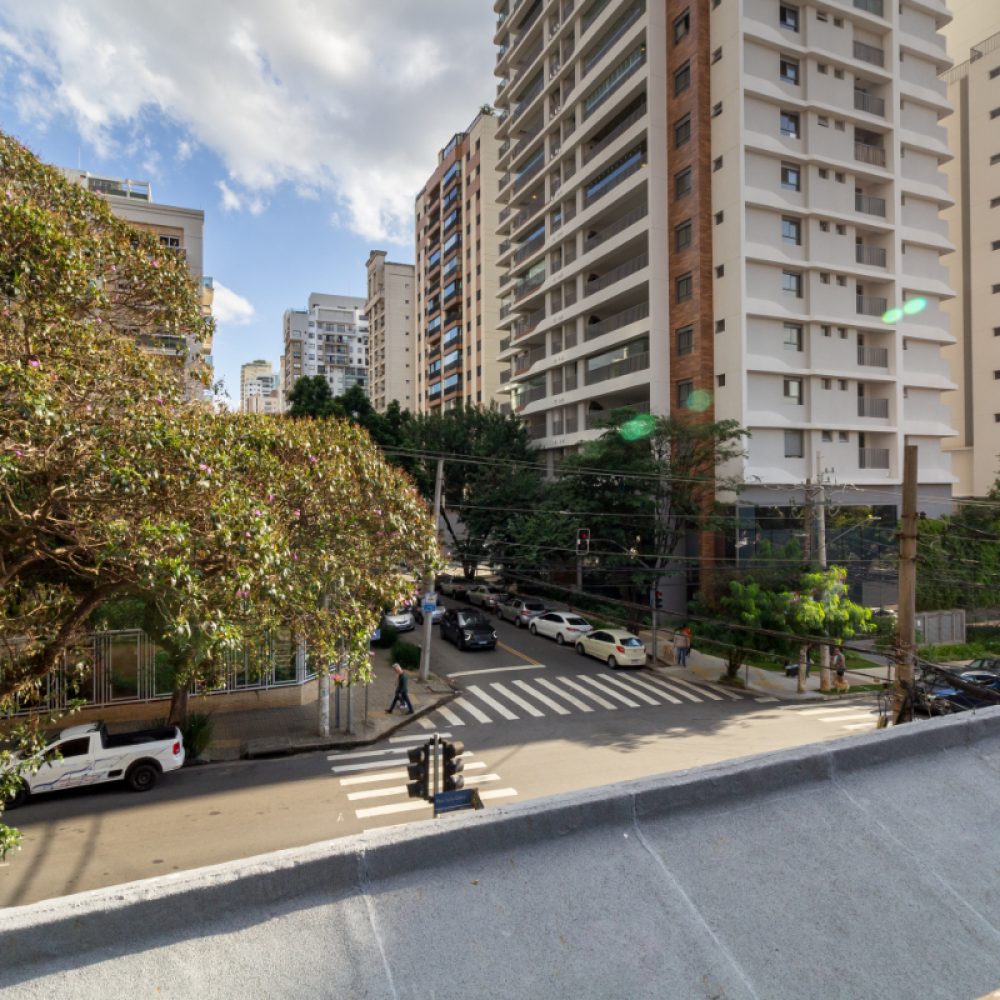 1746212552817-26_20vista_20academia